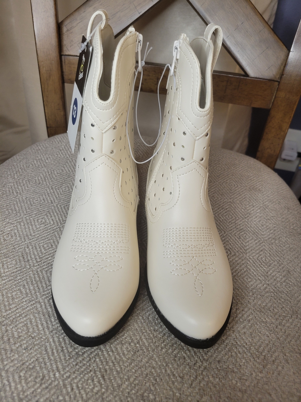 Art Class White Kids' Western Boots - Picture 5 of 10